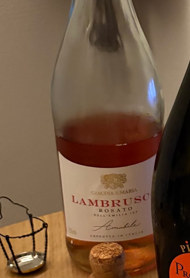 カシーナ・サンタ・マリア ランブルスコ・ロザート